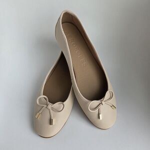 AEROSOLES Pia Women's Beige Bow Flats
